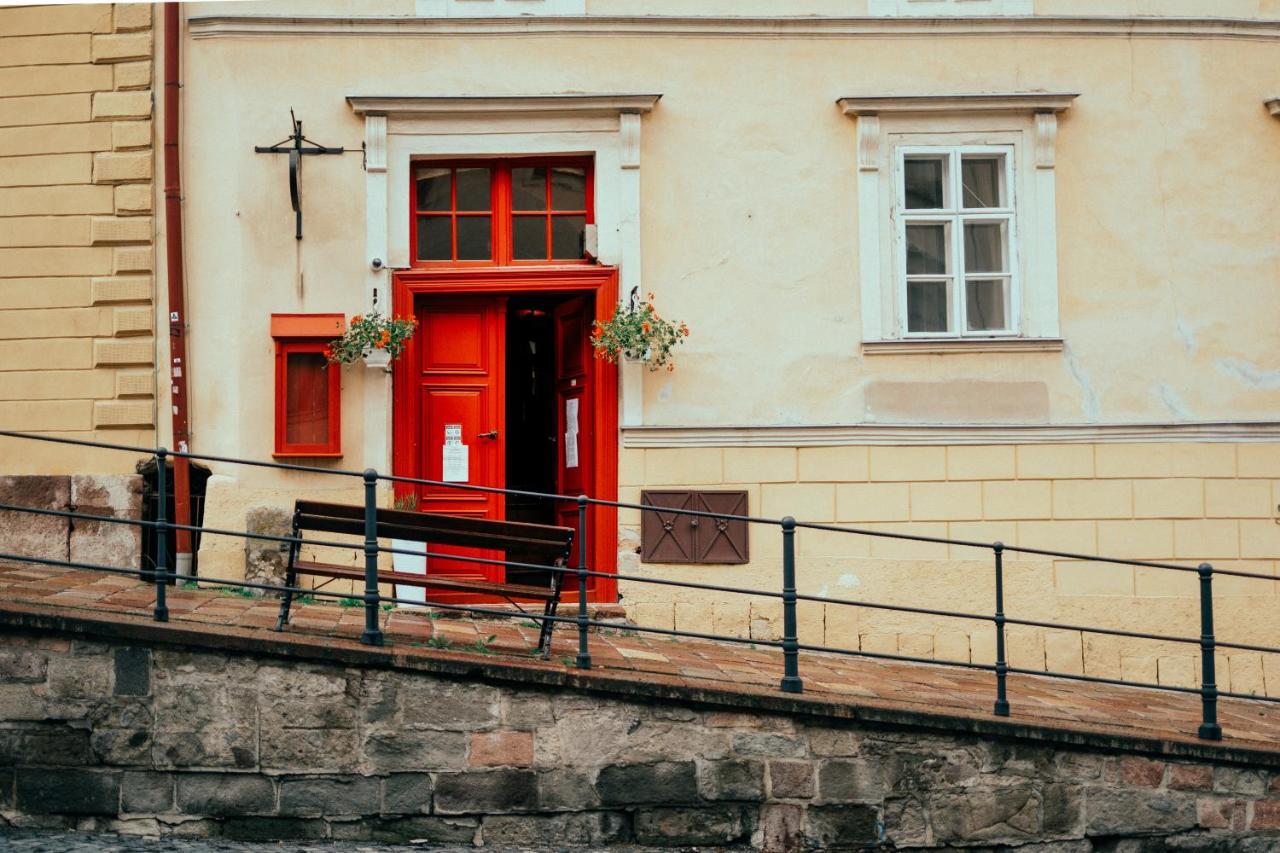 Penzion Cosmopolitan Ii. Banská Štiavnica エクステリア 写真