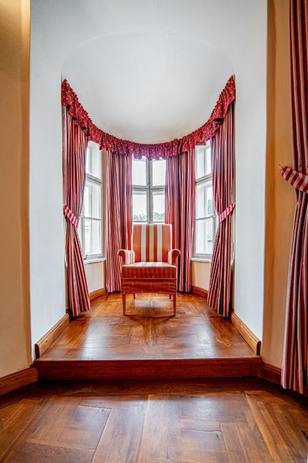 Penzion Cosmopolitan Ii. Banská Štiavnica エクステリア 写真