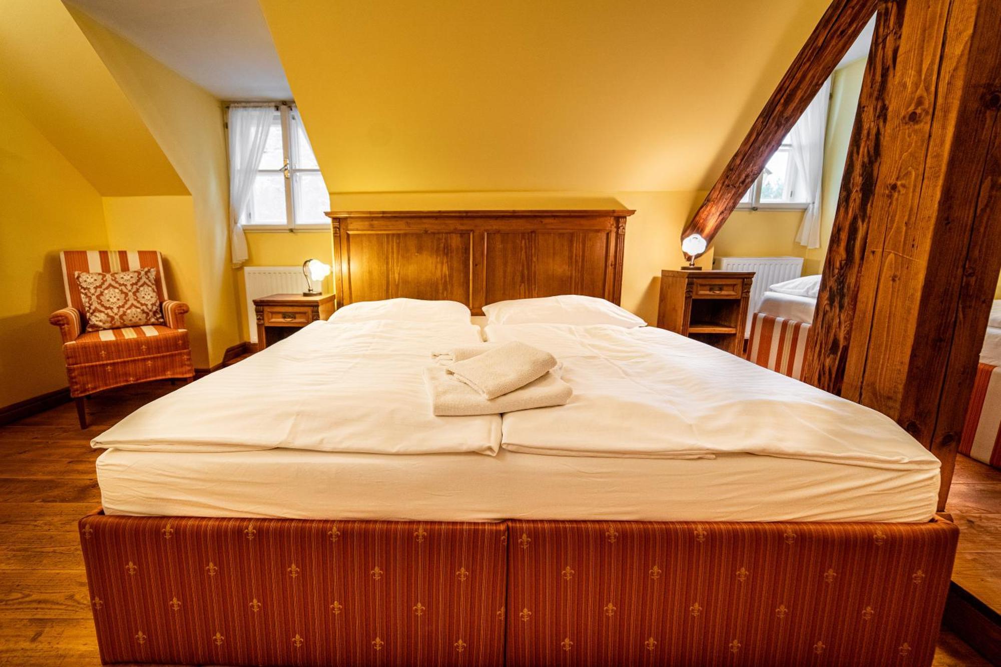 Penzion Cosmopolitan Ii. Banská Štiavnica 部屋 写真