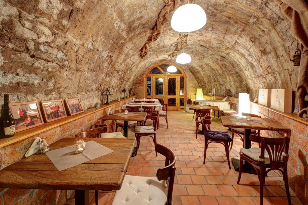 Penzion Cosmopolitan Ii. Banská Štiavnica エクステリア 写真